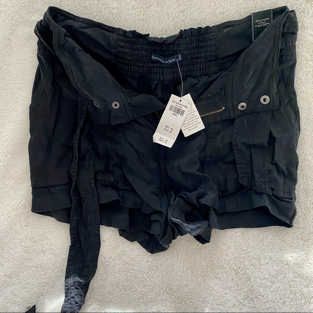 Black Abercrombie shorts
